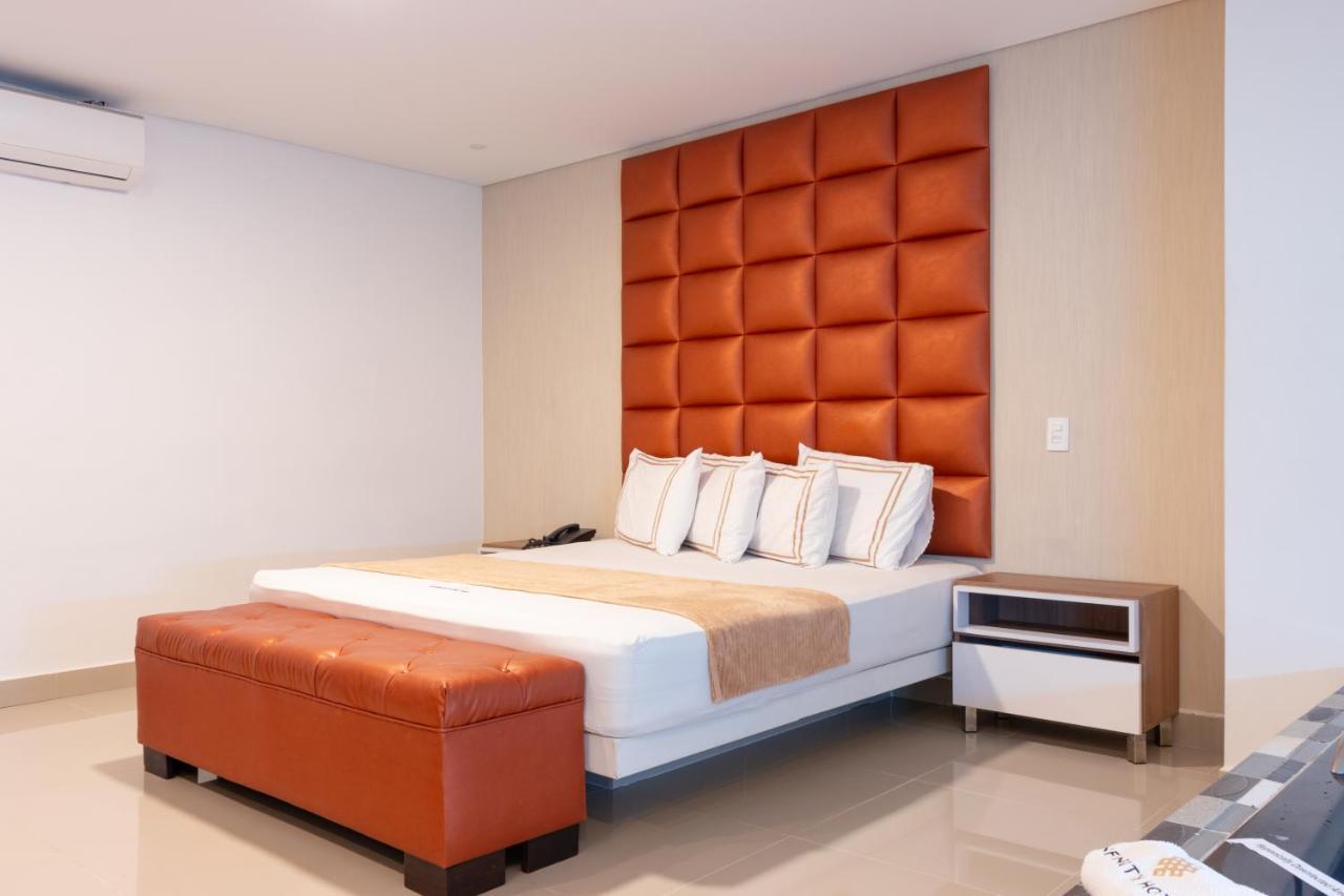 Infinity Hotel Medellín Buitenkant foto
