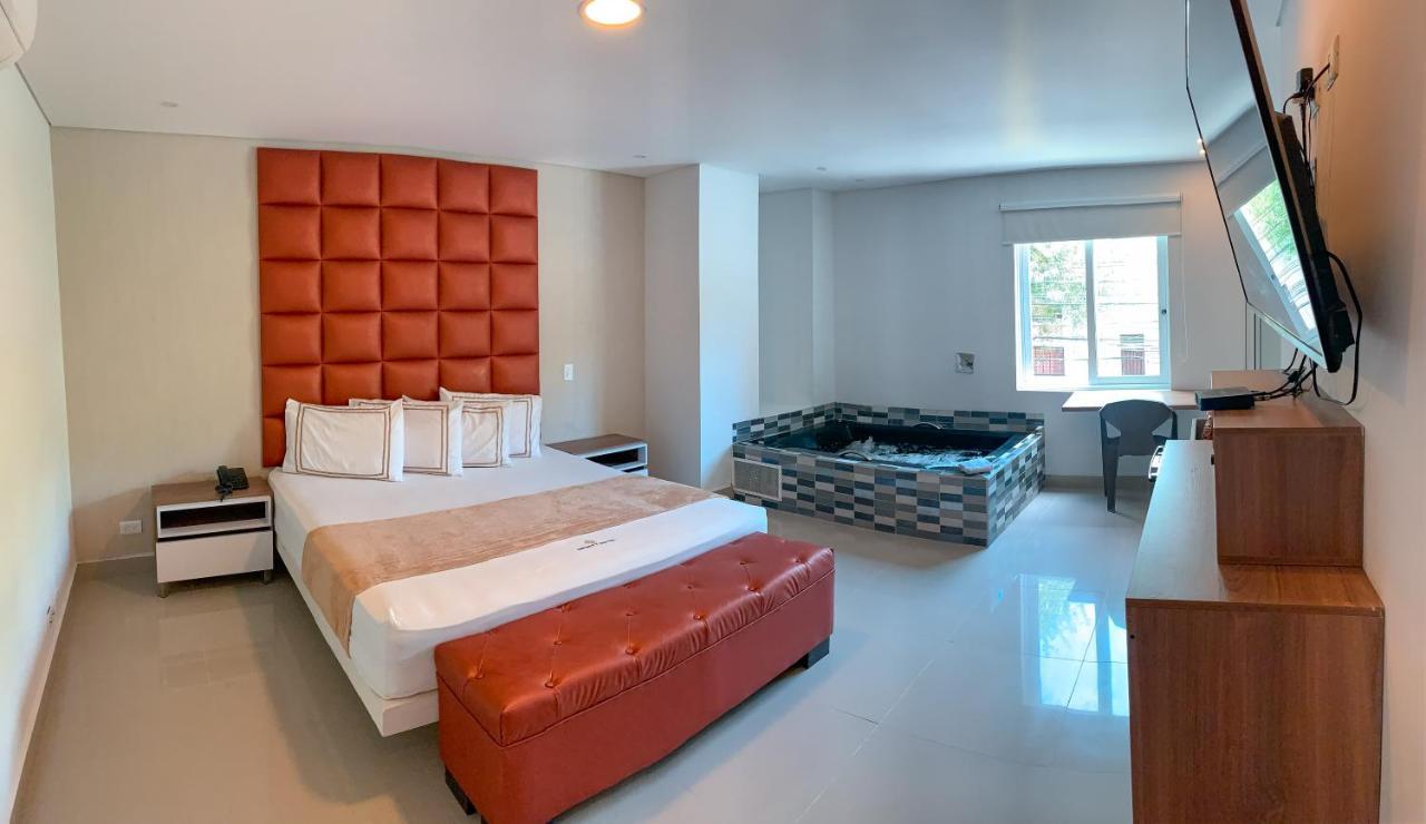Infinity Hotel Medellín Buitenkant foto