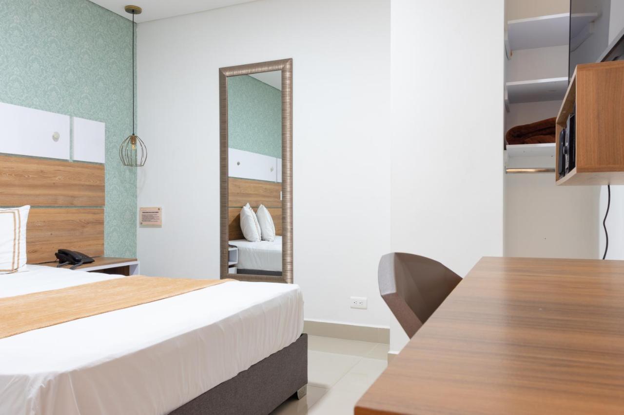 Infinity Hotel Medellín Buitenkant foto