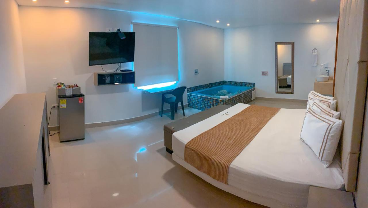 Infinity Hotel Medellín Buitenkant foto