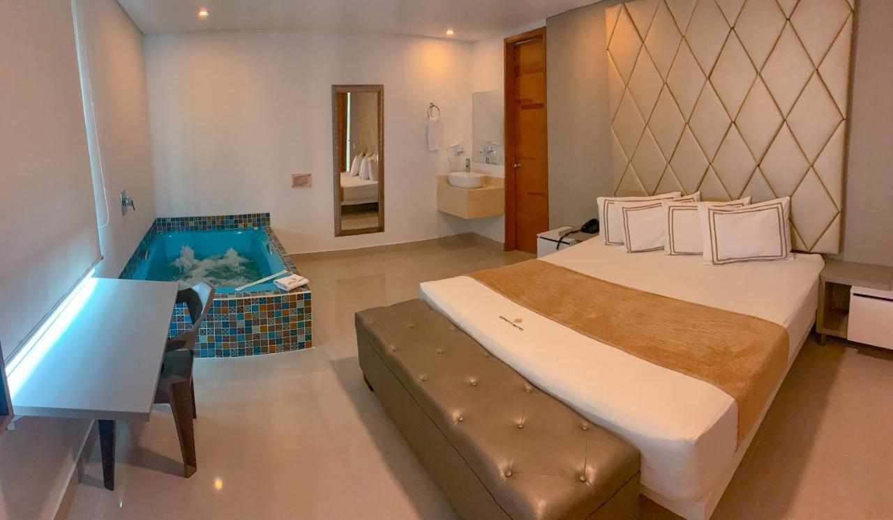 Infinity Hotel Medellín Buitenkant foto